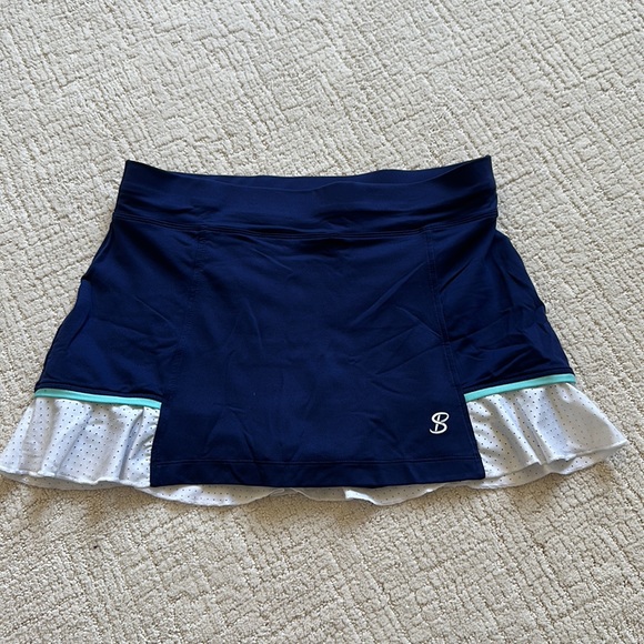 Sofibella Top Spin 13 inch tennis skirt. Worn once. - Picture 3 of 9